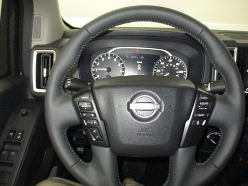 New 2026 Nissan Frontier SV w/ SV Convenience Package AWD/4WD image 21