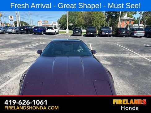 Used 1994 Chevrolet Corvette Coupe RWD image 3