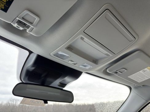 New 2025 Ford Maverick XL w/ Equipment Group 101A image 45