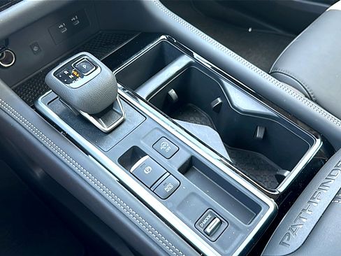 New 2026 Nissan Pathfinder Platinum w/ Cargo Package FWD image 26