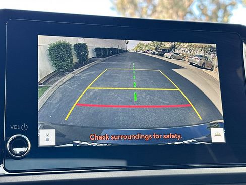 Certified 2025 Toyota Camry SE image 19