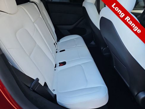 Used 2024 Tesla Model Y Long Range image 17