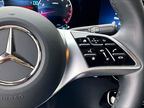 Used 2026 Mercedes-Benz GLA 250 4MATIC image 21