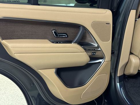 New 2026 Land Rover Range Rover SE AWD/4WD image 13
