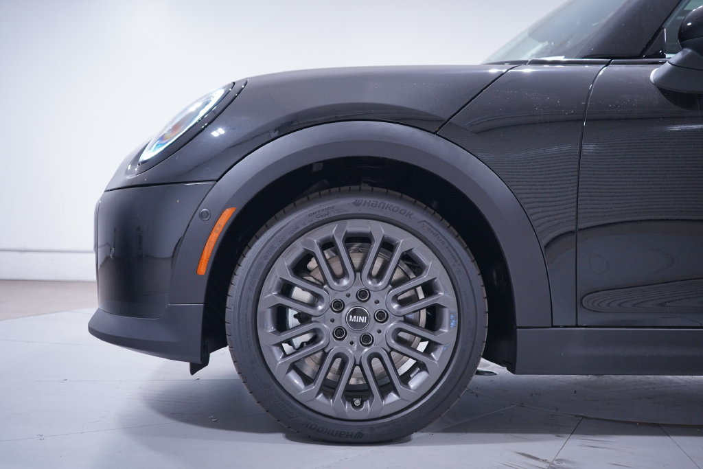 New 2026 MINI Cooper 2-Door Hardtop FWD image 2