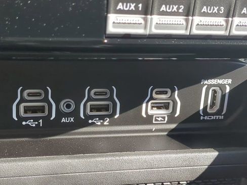 New 2026 RAM 2500 Limited AWD/4WD image 22