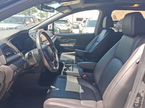 Used 2025 Honda Odyssey Sport-L image 4