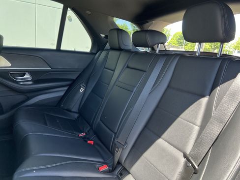 Certified 2022 Mercedes-Benz GLE 450 4MATIC w/ Premium Package image 33