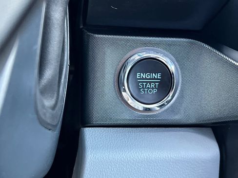 Certified 2024 Ford F250 Limited w/ FX4 Off-Road Package image 22