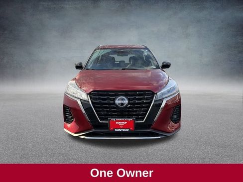 Used 2023 Nissan Kicks SR image 10
