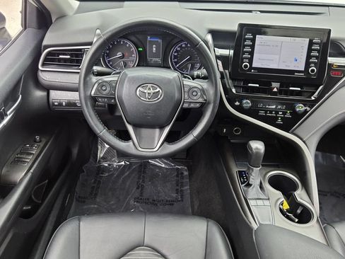 Used 2024 Toyota Camry SE w/ Convenience Package FWD image 12