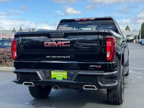 Used 2025 GMC Sierra 1500 AT4 w/ AT4 Premium Package image 5
