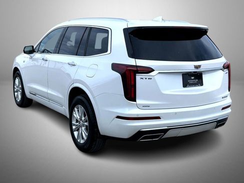 Certified 2023 Cadillac XT6 Luxury image 7