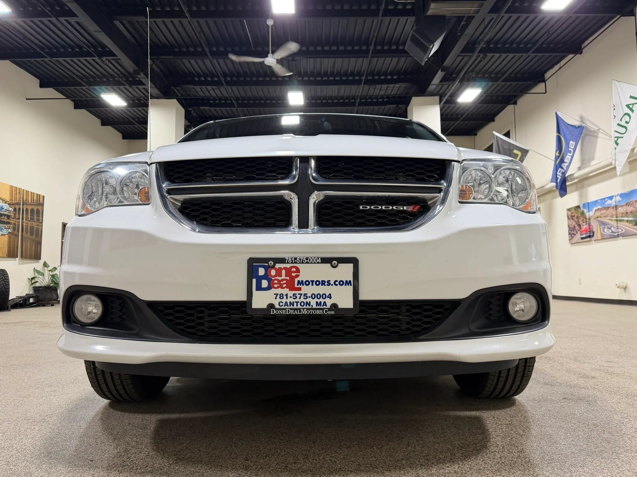 Used 2019 Dodge Grand Caravan SXT FWD image 13