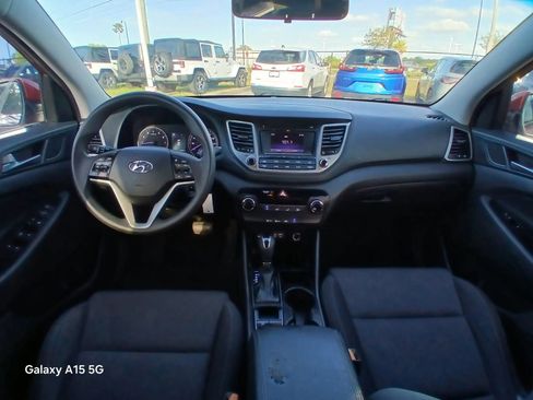 Used 2017 Hyundai Tucson SE FWD image 23