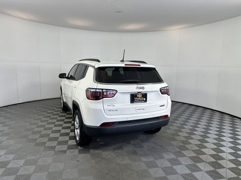 Used 2018 Jeep Compass Latitude w/ Popular Equipment Group image 8