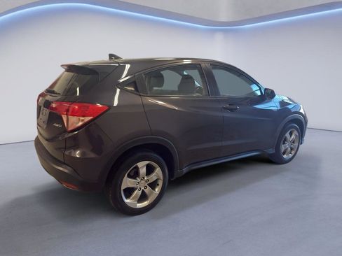 Used 2017 Honda HR-V LX image 7