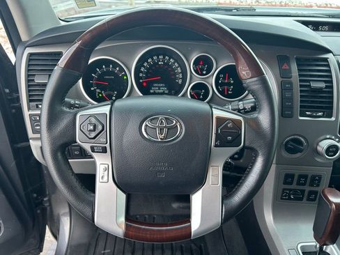 Used 2015 Toyota Sequoia Platinum image 12