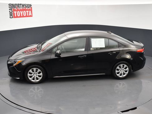 Used 2023 Toyota Corolla LE image 17