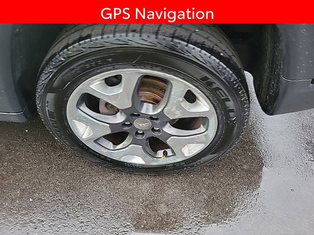 Used 2019 Jeep Compass Limited AWD/4WD image 5