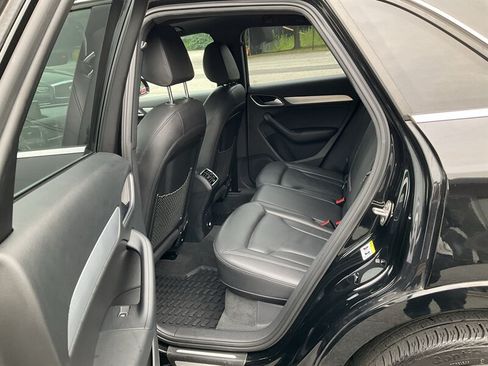 Used 2018 Audi Q3 2.0T Premium Plus w/ Premium Plus Package AWD/4WD image 14