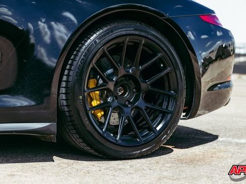 Used 2013 Porsche 911 Carrera 4S image 39