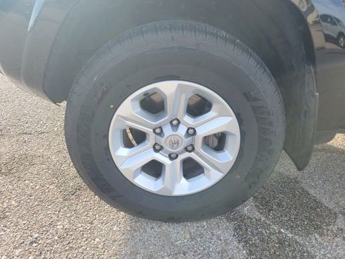 Used 2024 Toyota 4Runner SR5 image 28