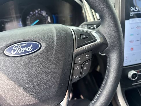 Used 2024 Ford Edge SEL w/ Convenience Package AWD/4WD image 30