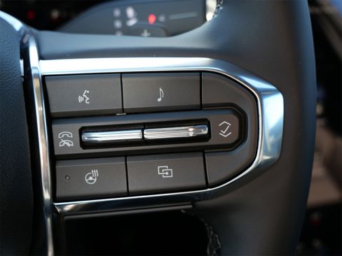 New 2026 GMC Terrain Elevation w/ Elevation Premium Package image 11