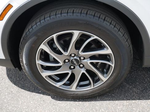 Used 2022 Lincoln Corsair AWD w/ Equipment Group 101A image 15