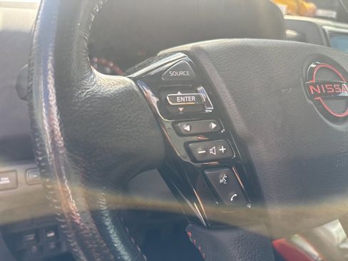 Used 2024 Nissan Frontier PRO-4X w/ Off-Road Protection Package image 18