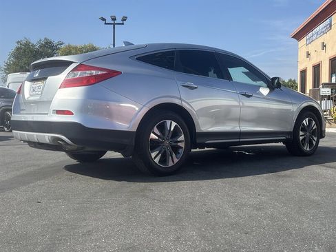 Used 2013 Honda Crosstour EX image 10