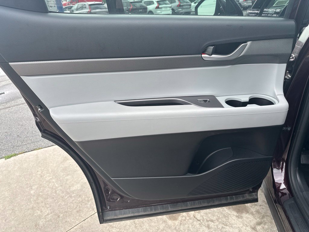 Used 2024 Hyundai Palisade SEL AWD/4WD image 25
