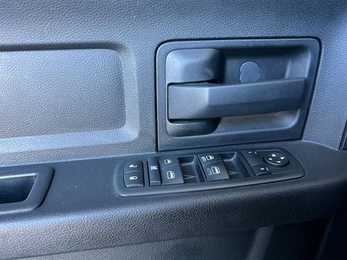 Used 2013 RAM 2500 Tradesman w/ Popular Equipment Group image 11