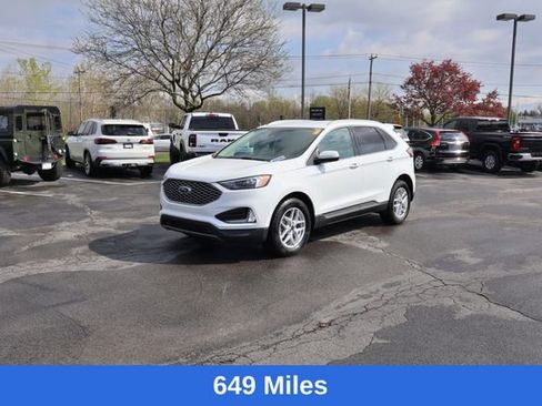 Used 2024 Ford Edge SEL w/ Convenience Package AWD/4WD image 3