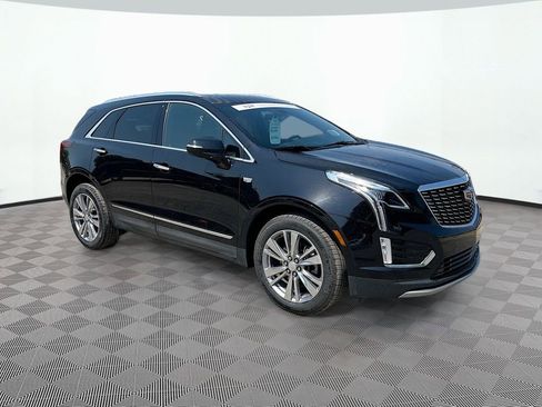 Certified 2024 Cadillac XT5 Premium Luxury AWD/4WD image 3