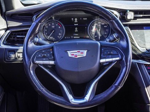 Used 2020 Cadillac XT6 Premium Luxury image 16