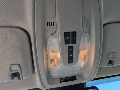 Used 2014 GMC Terrain SLE AWD/4WD image 16
