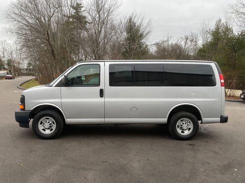 Used 2017 Chevrolet Express 2500 LS image 9