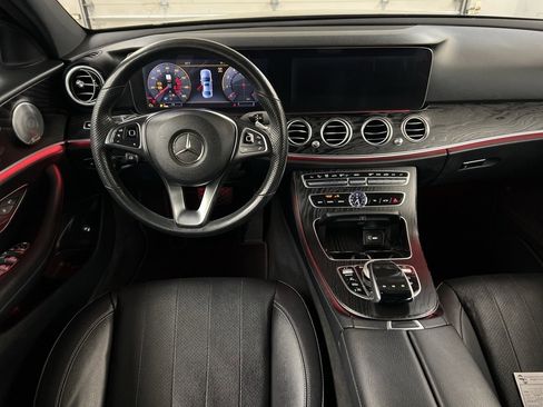 Used 2018 Mercedes-Benz E 300 4MATIC image 8