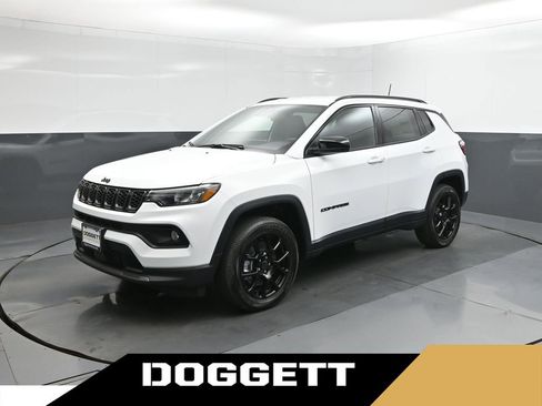 New 2026 Jeep Compass Latitude AWD/4WD image 1