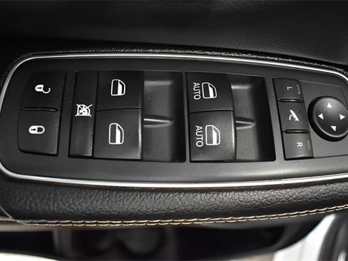 Used 2020 RAM 1500 Laramie w/ Sport Appearance Package image 16