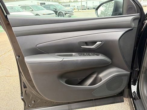 New 2026 Hyundai Tucson Blue SE image 10