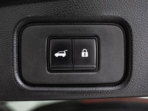 Used 2023 Nissan Pathfinder Platinum AWD/4WD image 23