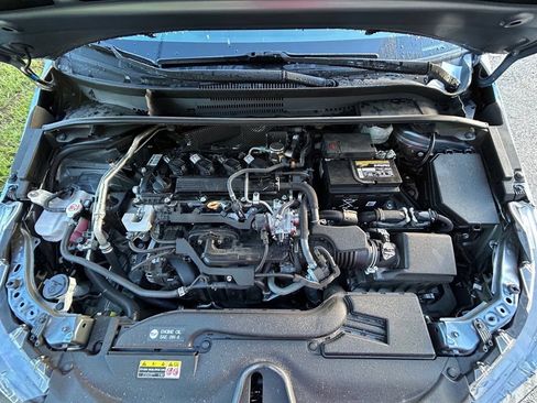 Used 2023 Toyota Corolla LE FWD image 12