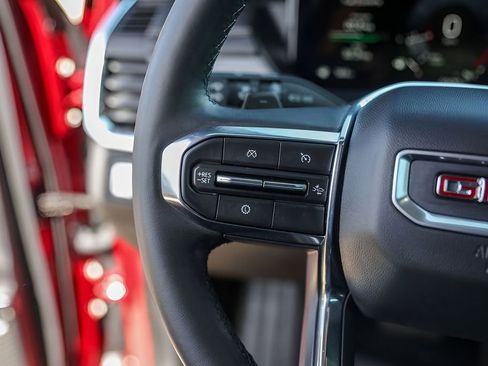 Used 2024 GMC Acadia Elevation w/ Luxury Package image 14