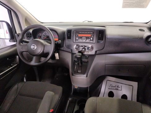 Used 2017 Nissan NV200 S image 20