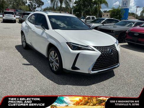 Used 2025 Lexus UX 300h FWD image 10