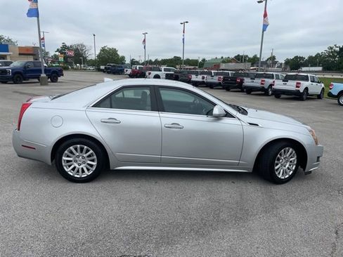 Used 2011 Cadillac CTS Luxury RWD image 12