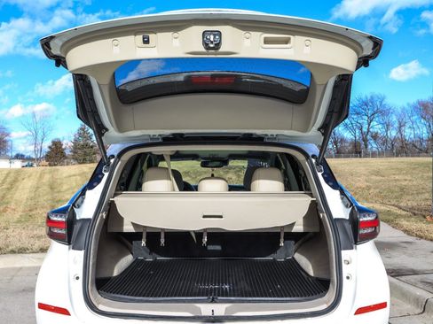 Used 2019 Nissan Murano Platinum w/ Cargo Package image 23